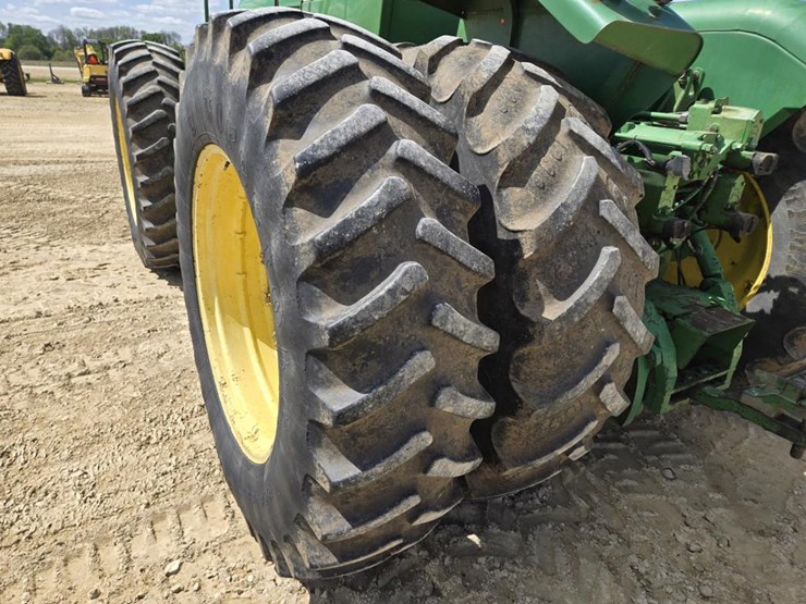 john-deere-8450-image-15
