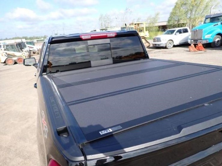 2024-chevrolet-silverado-1500-image-28