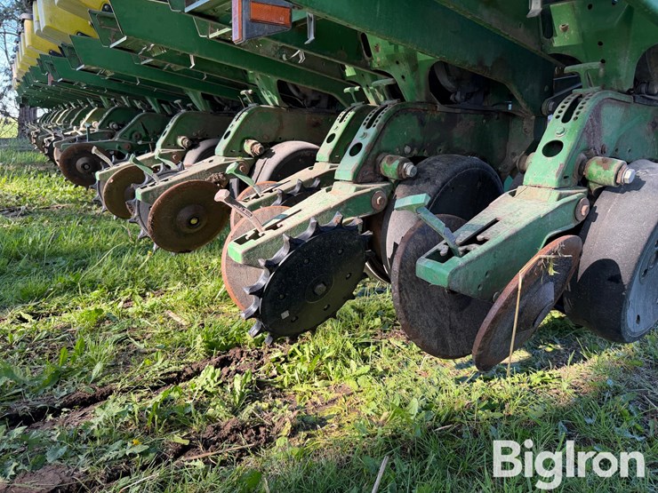 john-deere-1780-image-15