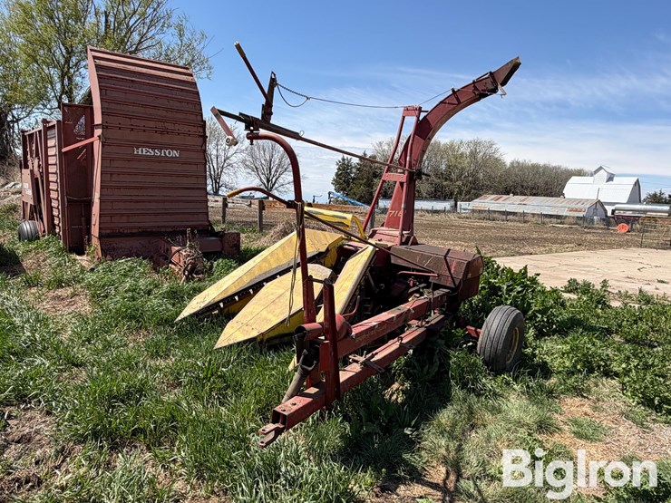 new-holland-718-image-1