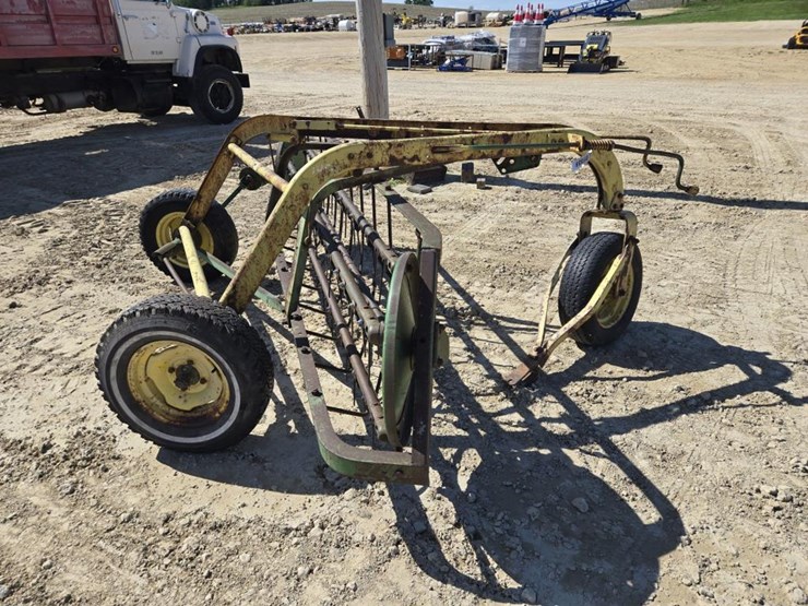 john-deere-640-image-9