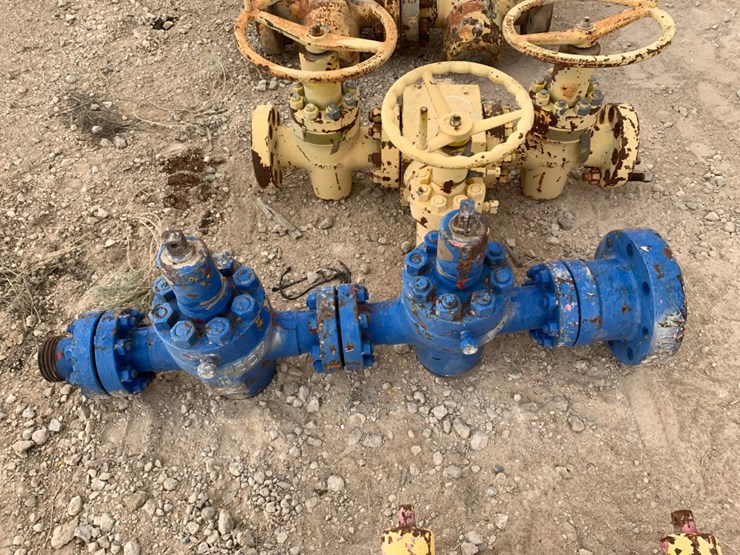 (8)-1”-to-4”-5k-manual-gate-valves-image-3