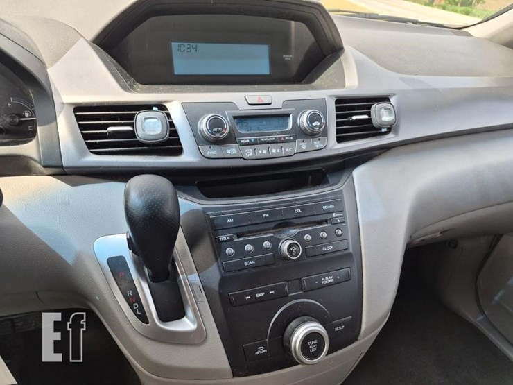 2011-honda-odyssey-image-13