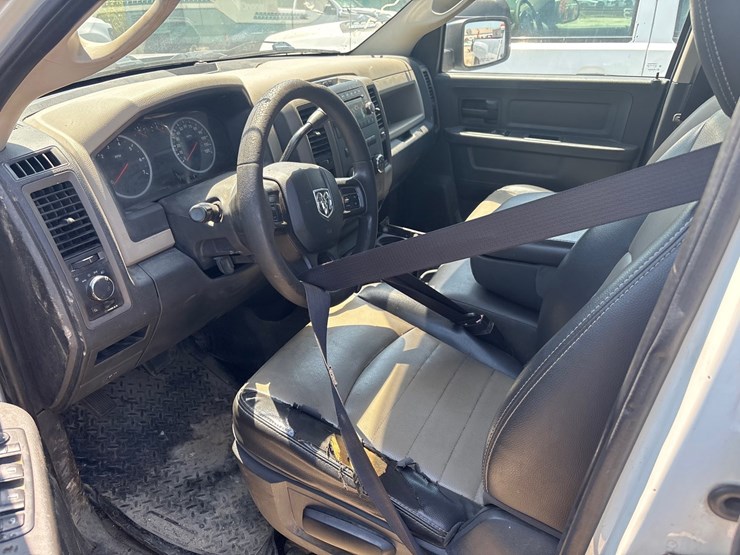 #45-•-2012-dodge-1/2-ton-truck-/-no-keys-image-6