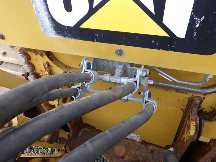 2018-caterpillar-d5k2-xl-image-14