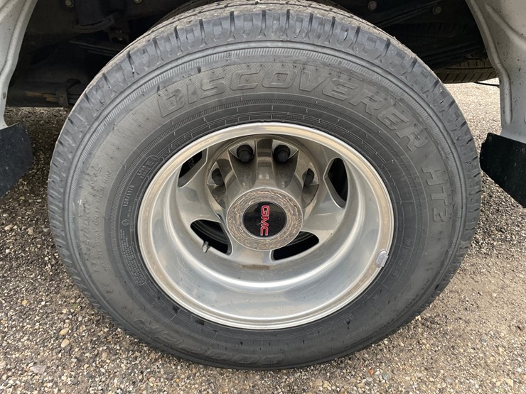 2020-gmc-3500-image-14