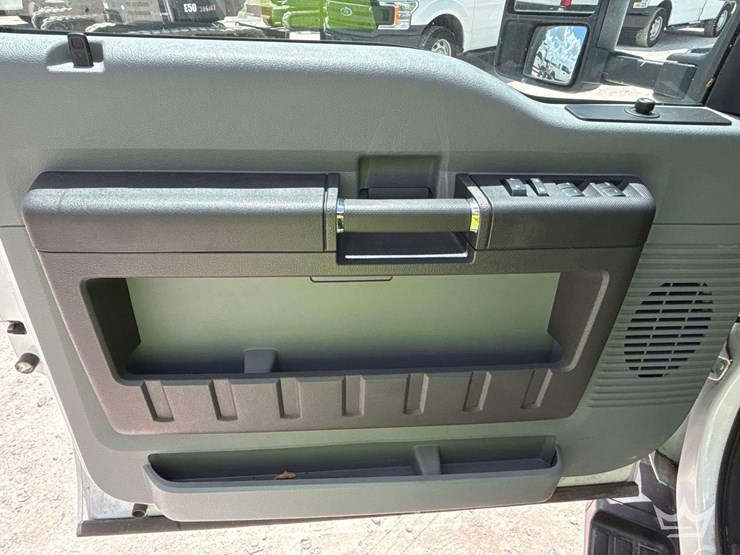 2012-ford-f250-image-18