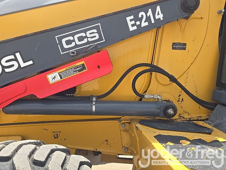 2020-deere-310sl-image-18