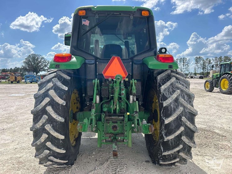 john-deere-6125m-image-11