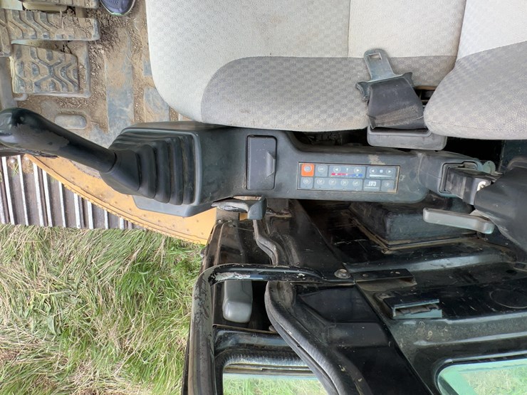 2012-caterpillar-321d-excavator-image-48