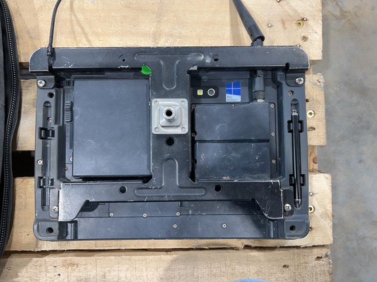2014-trimble-s8-gps-system-image-11