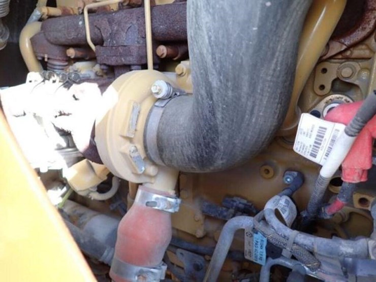 2023-caterpillar-926m-image-73