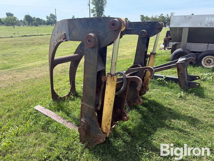 caterpillar-forestry-grapple-image-7