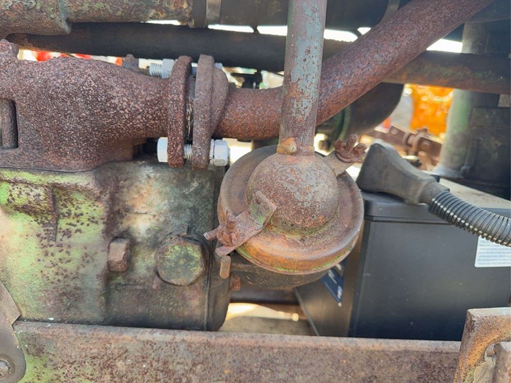 john-deere-h-image-32