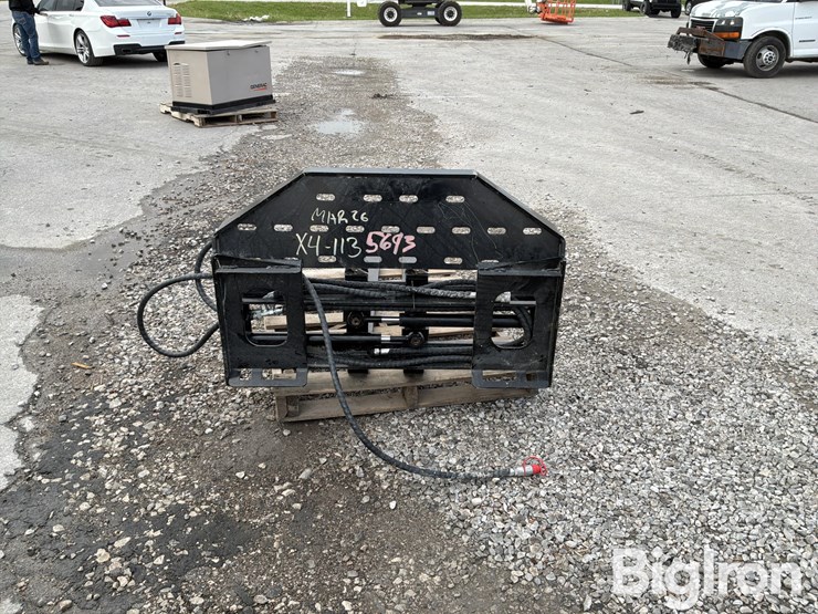 2026-massey-ferguson-730-image-6