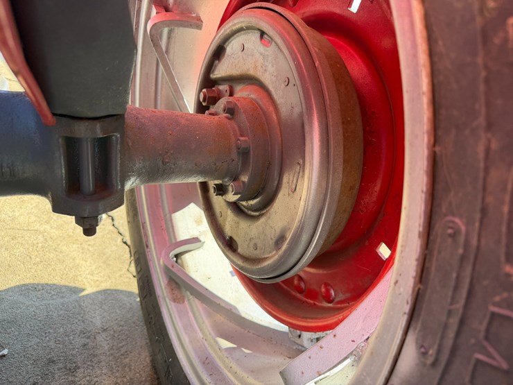 massey-ferguson-to35-image-11