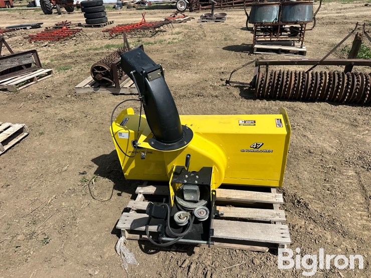 2010-john-deere-47-image-6