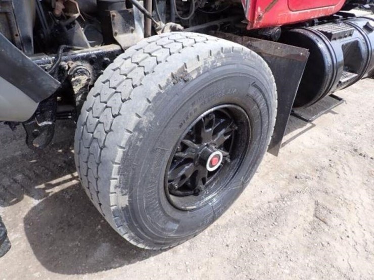 1993-mack-rd690s-image-36
