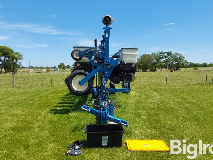 2014-kinze-3600-image-2