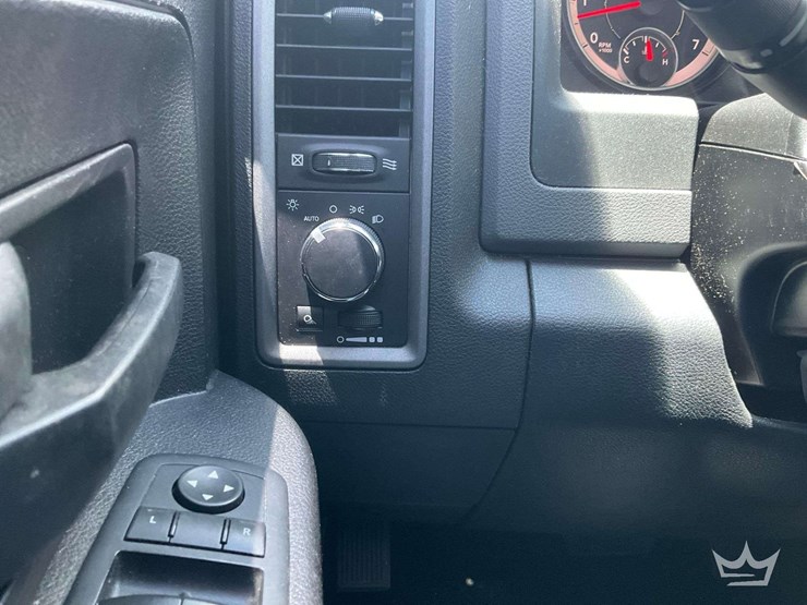 2016-dodge-1500-image-20