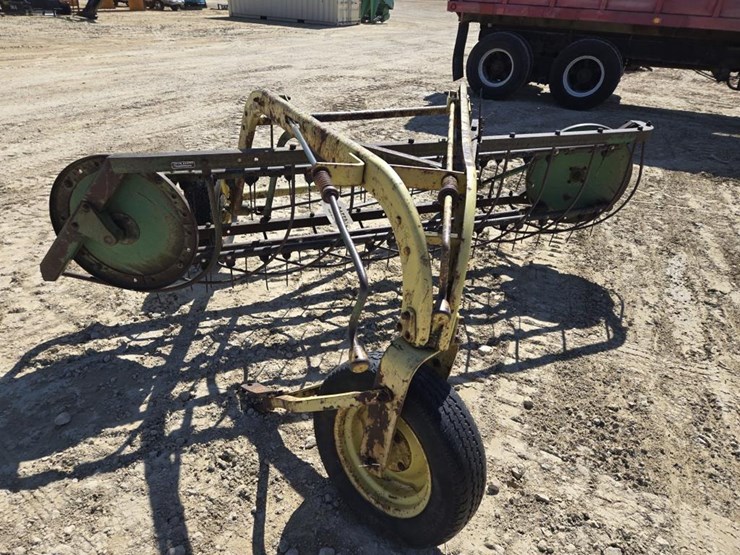 john-deere-640-image-3