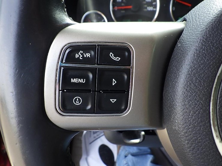 2013-jeep-patriot-image-32