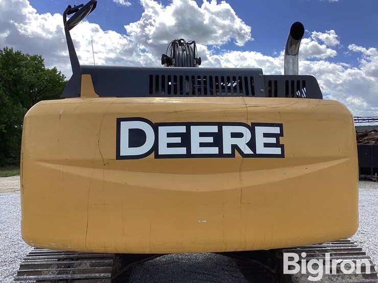 2012-deere-210g-lc-image-16