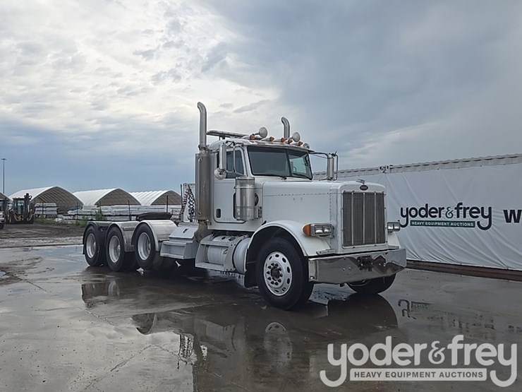 2007-peterbilt-379-image-7