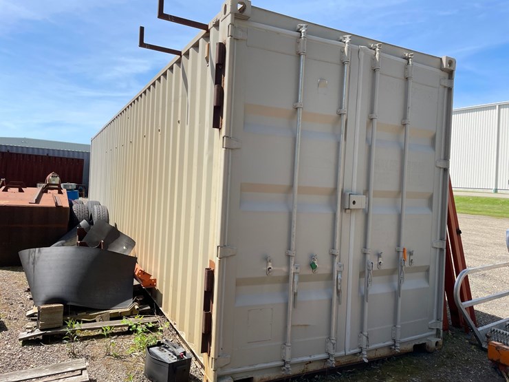 #4532-•-40'-high-cube-shipping-container-image-1