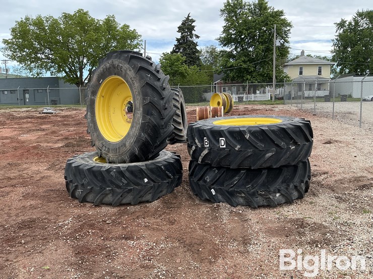 john-deere-r4038-image-8