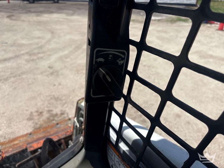 bobcat-t450-image-19