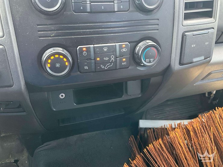 2017-ford-f250-image-17