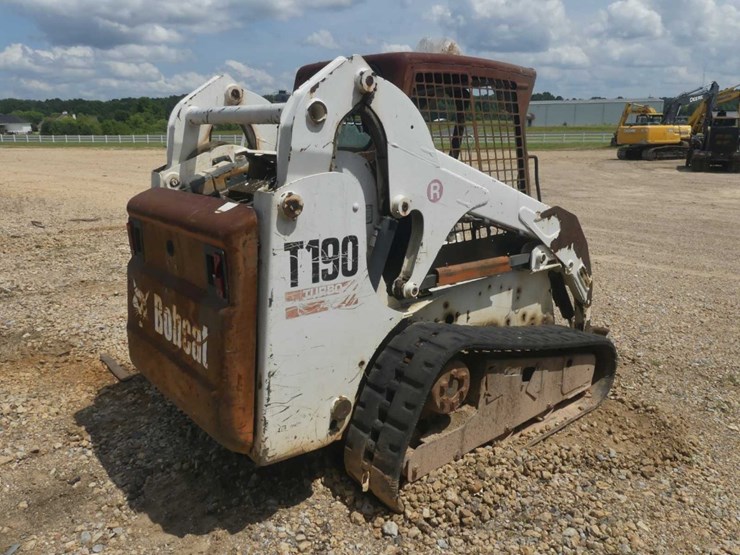 bobcat-t190-image-3