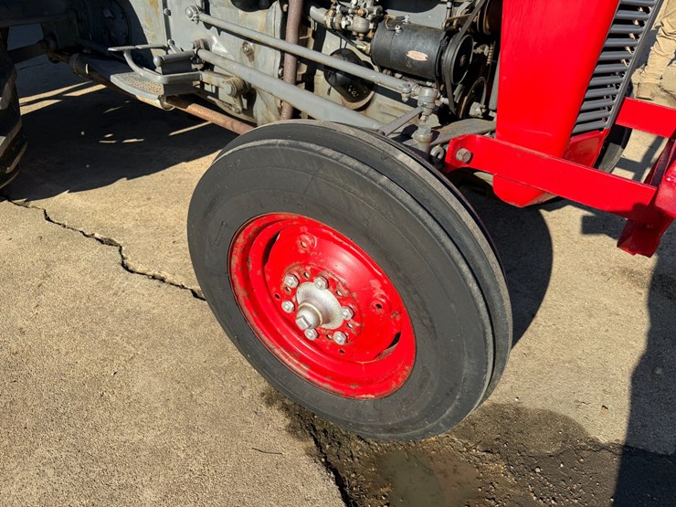massey-ferguson-to35-image-9