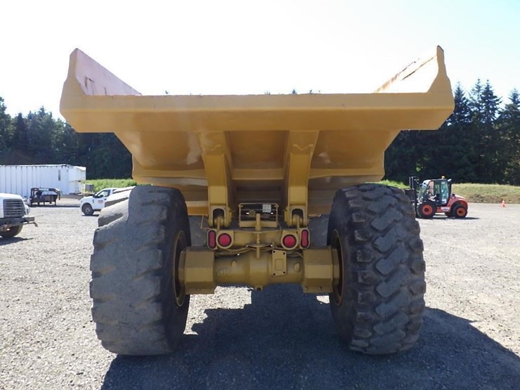 1985-caterpillar-d25c-image-6