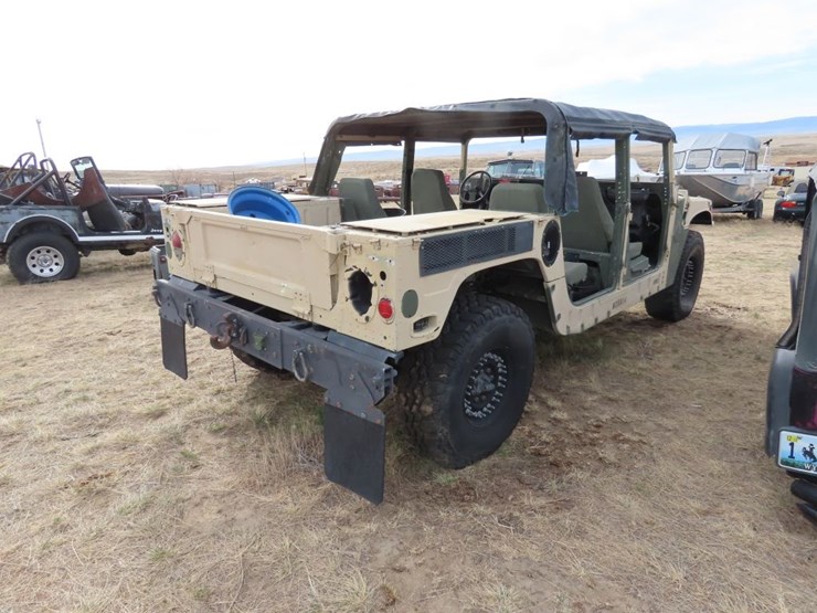 2009-am-general-humvee-4x4-image-15