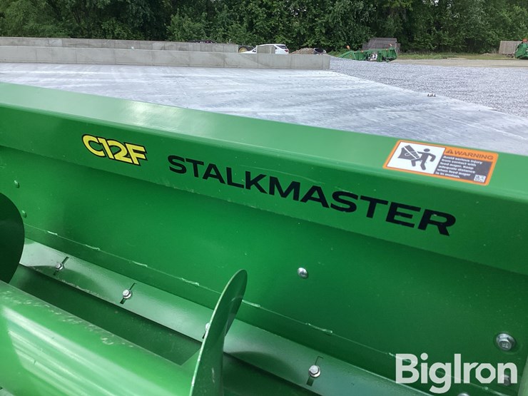 2023-john-deere-c12f-image-14