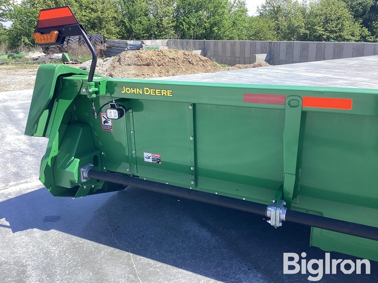 2022-john-deere-c16r-image-17