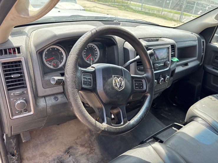 2015-dodge-ram-2500-image-8