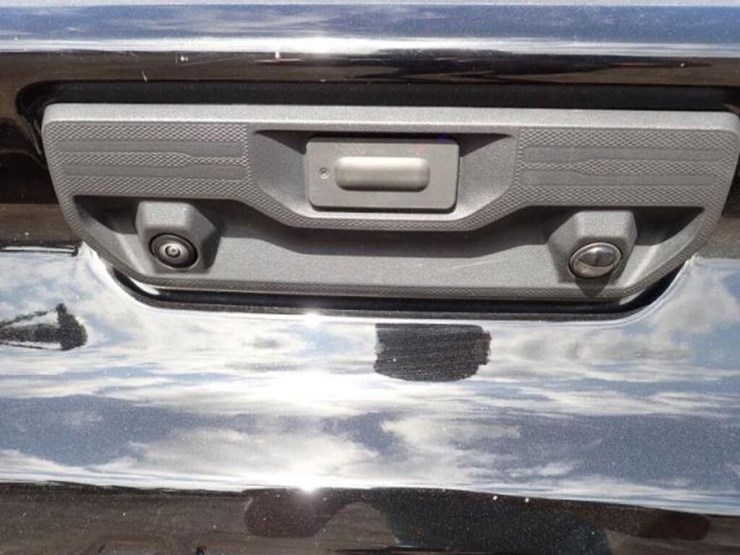 2024-chevrolet-silverado-1500-image-29