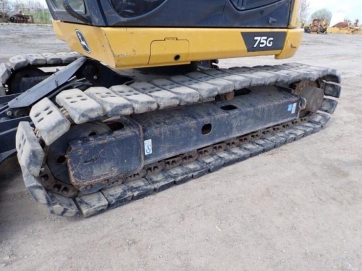 2022-deere-75g-image-41