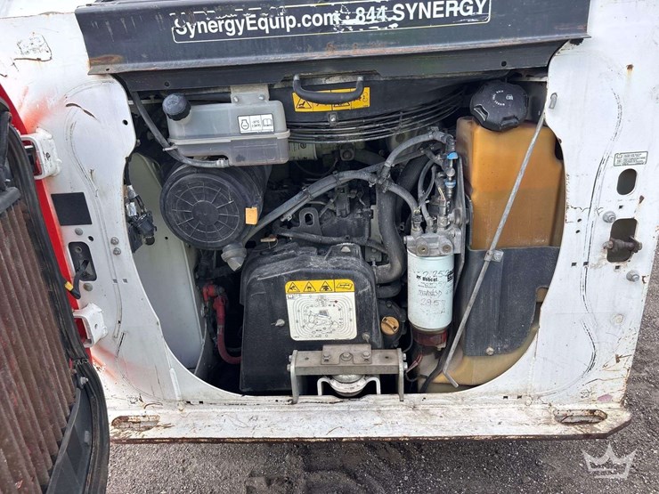 2021-bobcat-t62-image-16