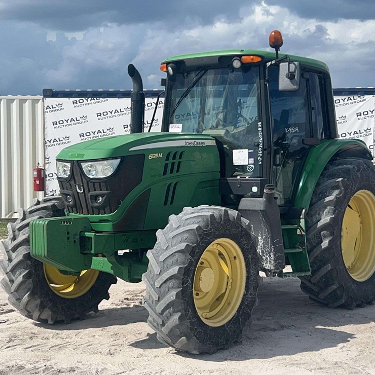 2014 JOHN DEERE 6125M