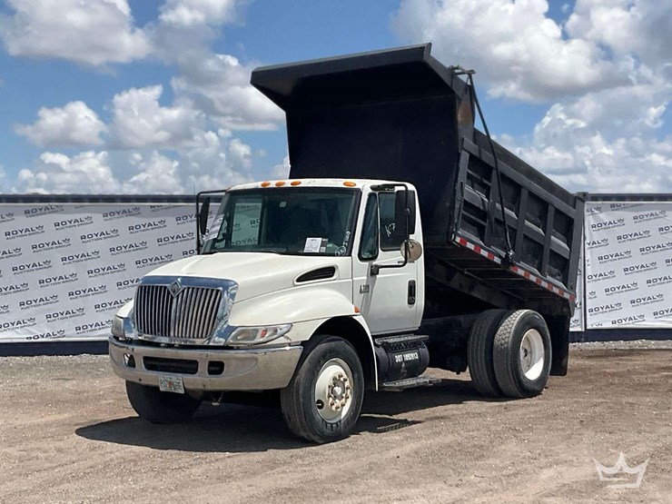 2006-international-durastar-4300-image-5
