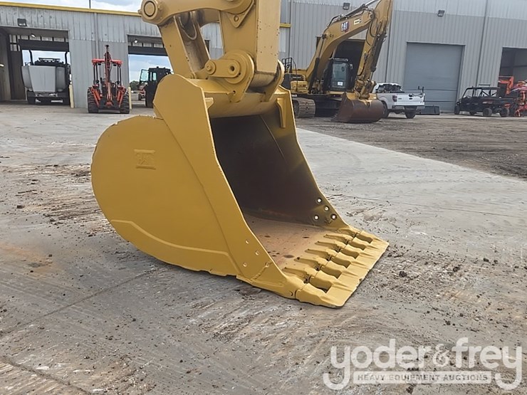 2019-caterpillar-336-image-20