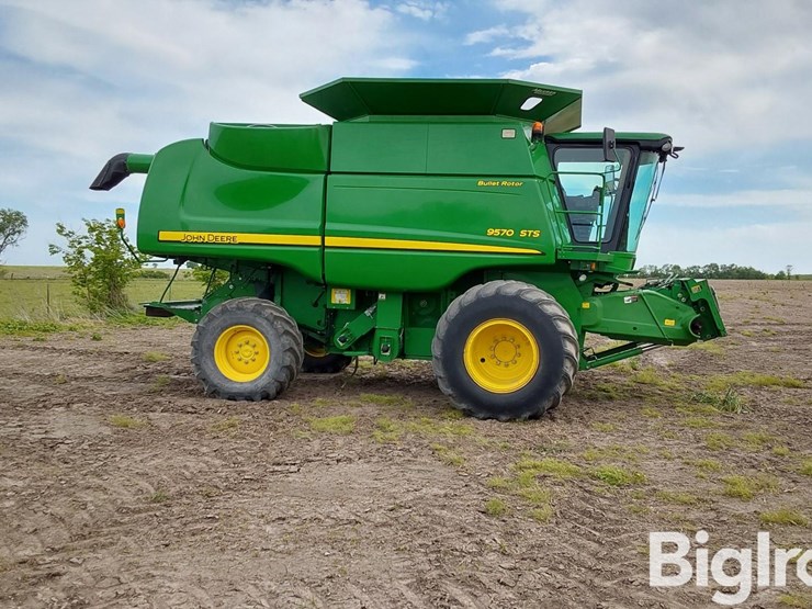 2010-john-deere-9570-sts-image-4