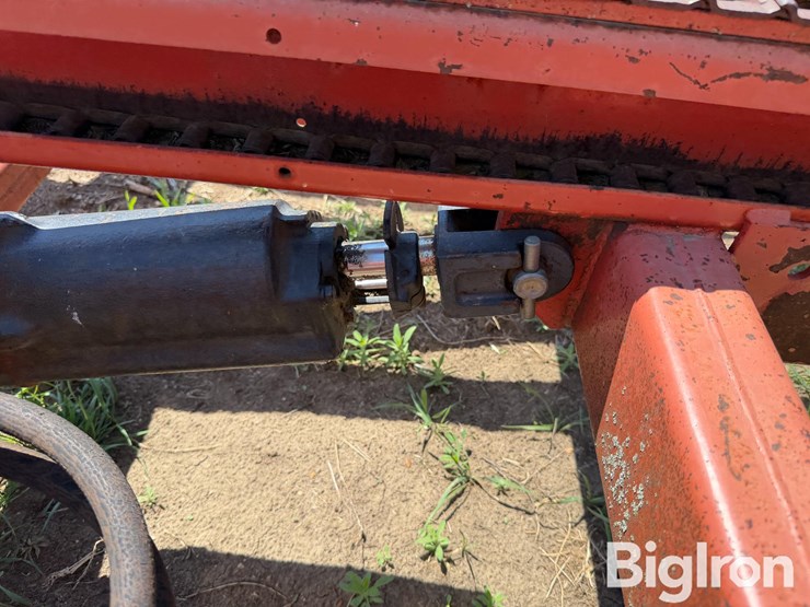 hesston-30-image-18