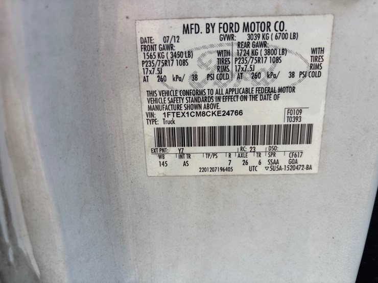 #40-•-2012-ford-1/2-ton-crew-cab-pick-up-truck-image-14