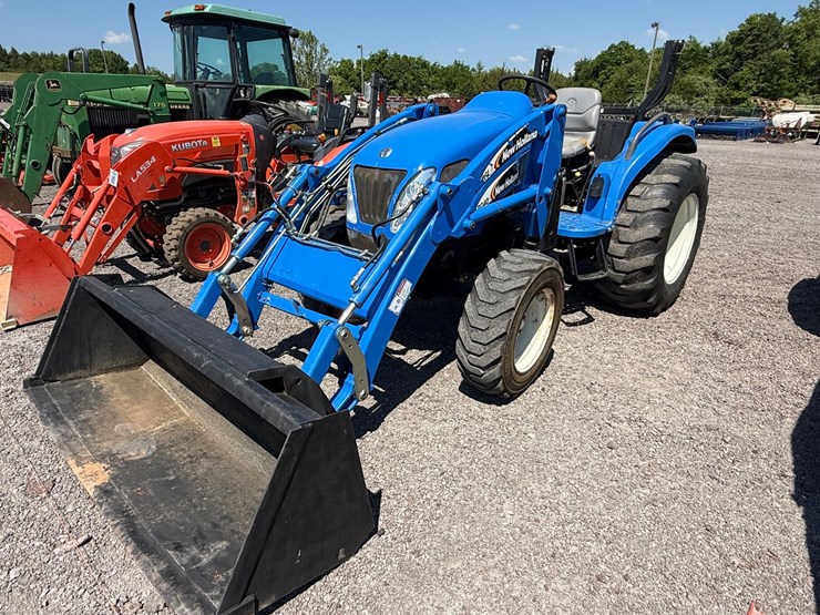 new-holland-tc40a-image-1