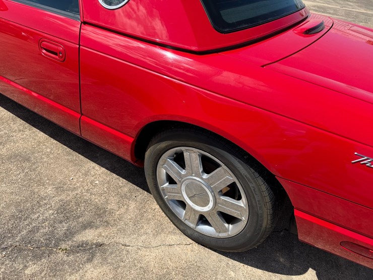 #47813-•-2004-ford-thunderbird-coupe-vin:-1fahp60a24y101242-image-24